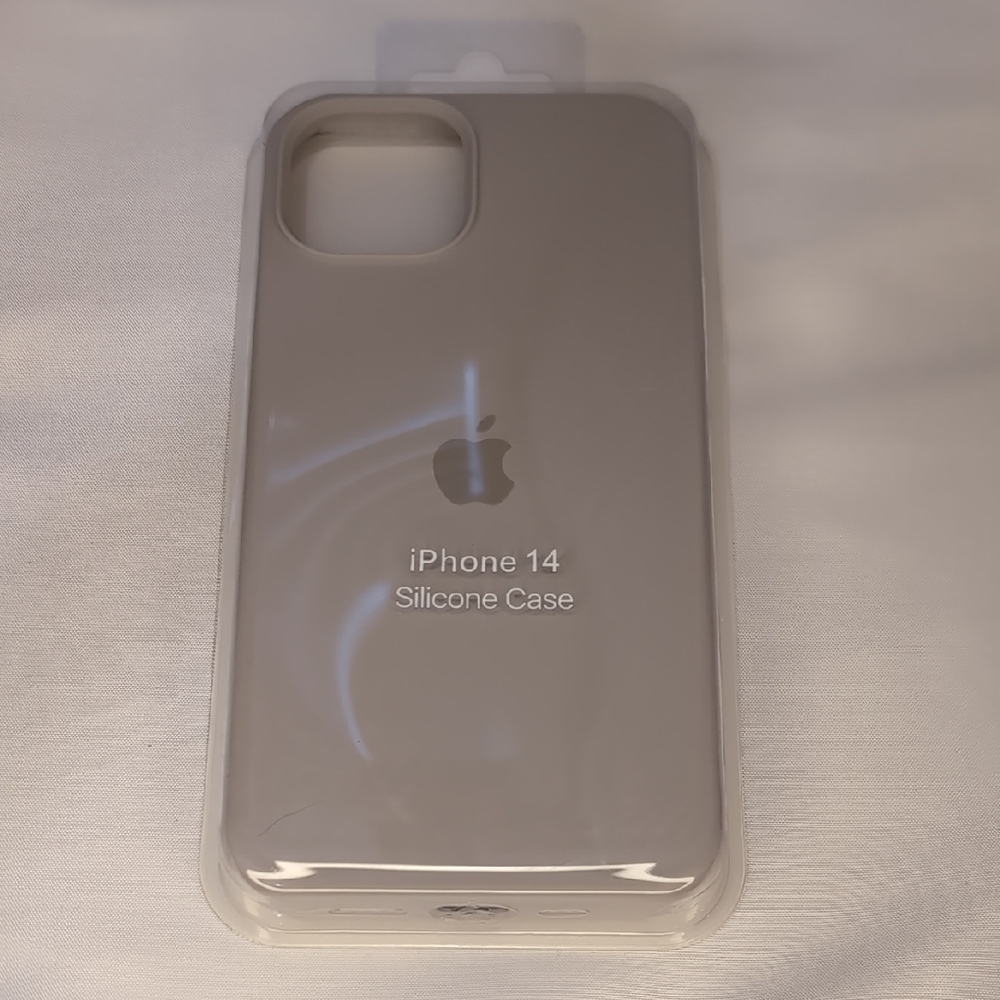 Apple iPhone 14 Silicone Cover - Silver